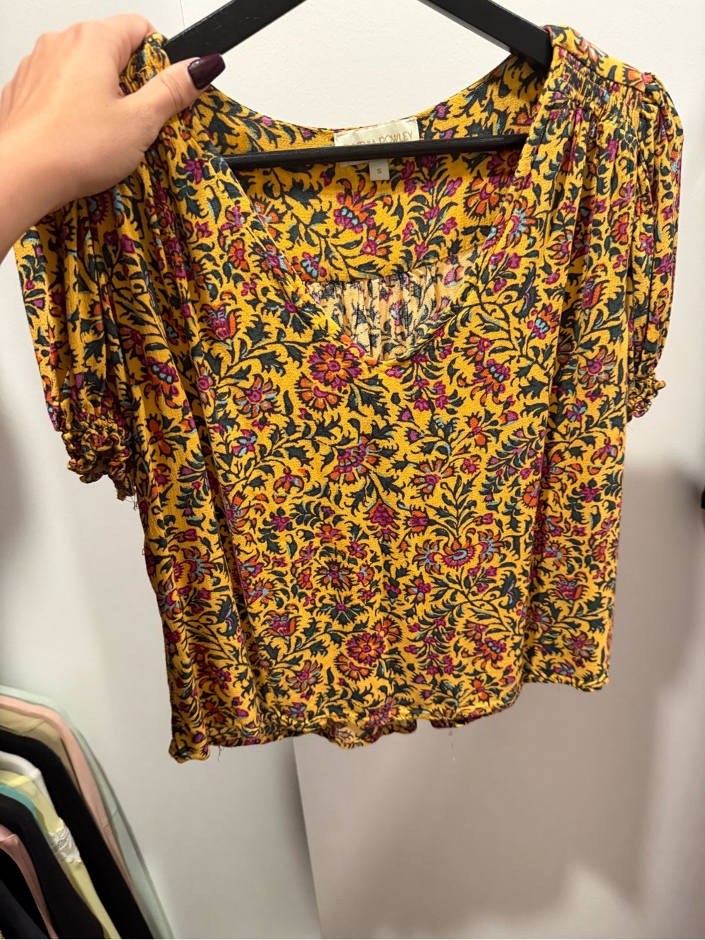 Cynthia Rowley Mustard Yellow Floral V-Neck Short Sleeve Top